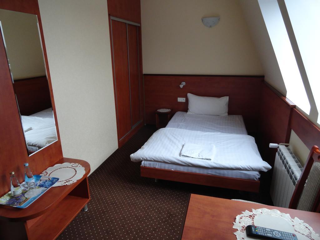 Hotel Wielkopolanka Środa Wielkopolska Eksteriør bilde