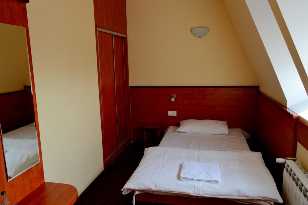 Hotel Wielkopolanka Środa Wielkopolska Eksteriør bilde